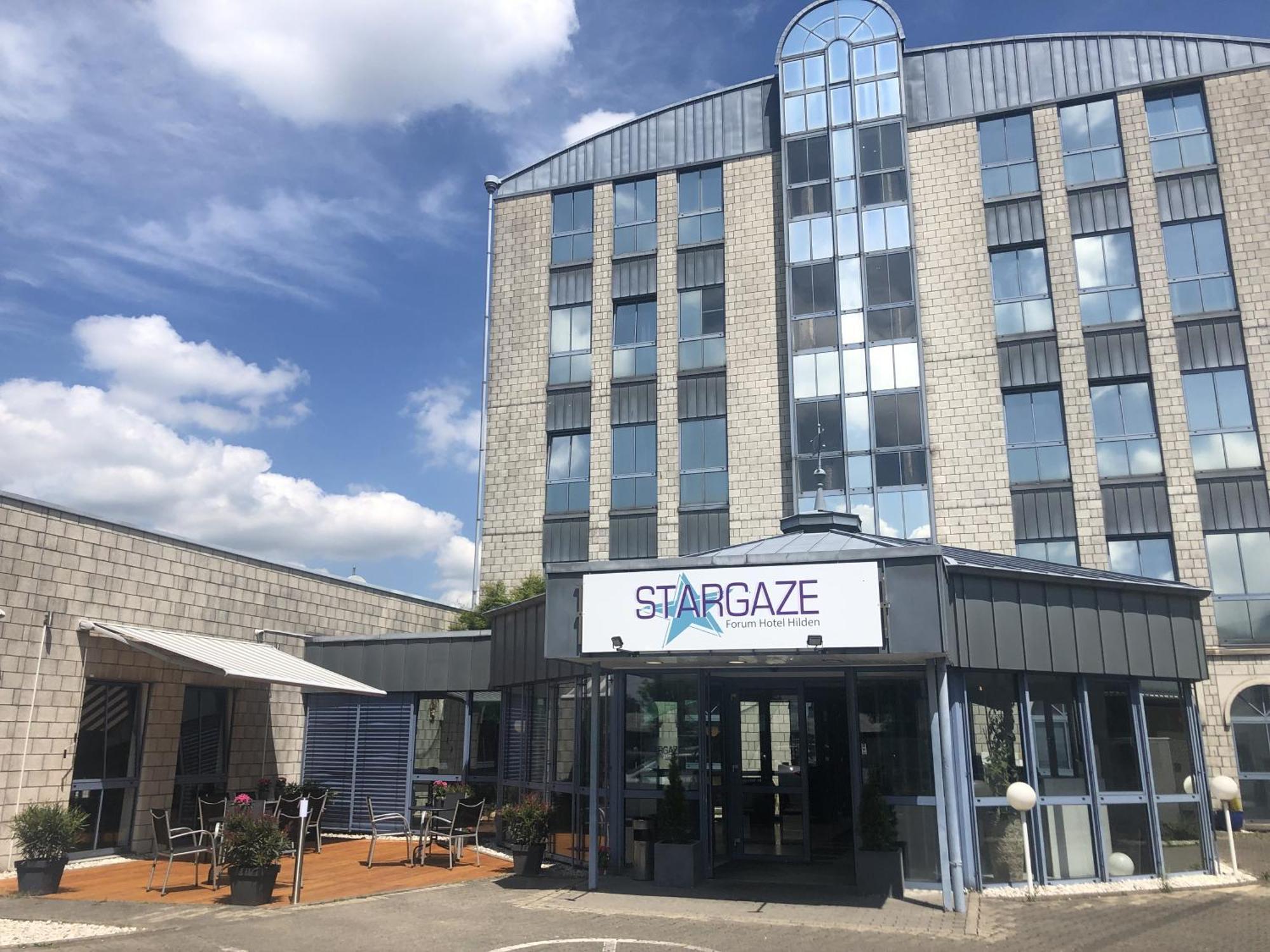 Stargaze Forum Hotel Duesseldorf-Хилден Екстериор снимка