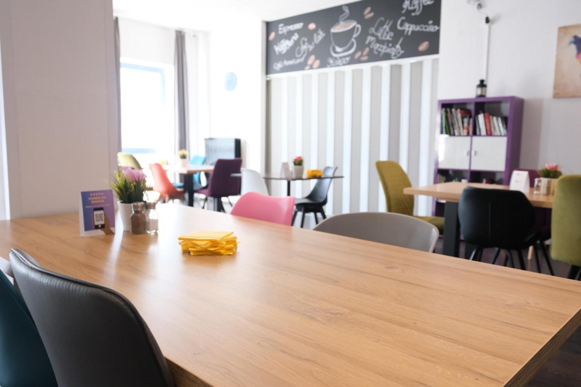 Stargaze Forum Hotel Duesseldorf-Хилден Екстериор снимка