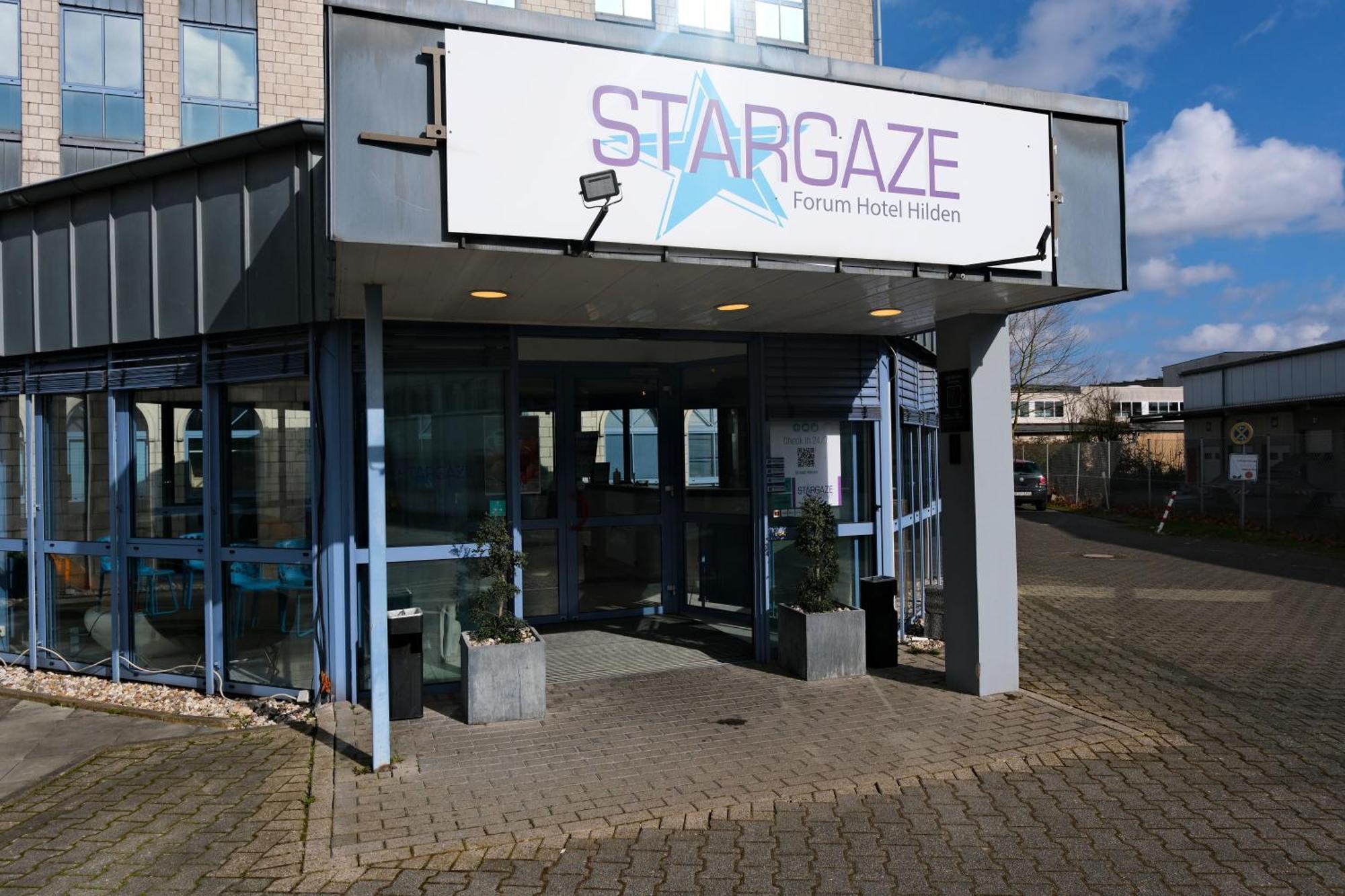 Stargaze Forum Hotel Duesseldorf-Хилден Екстериор снимка