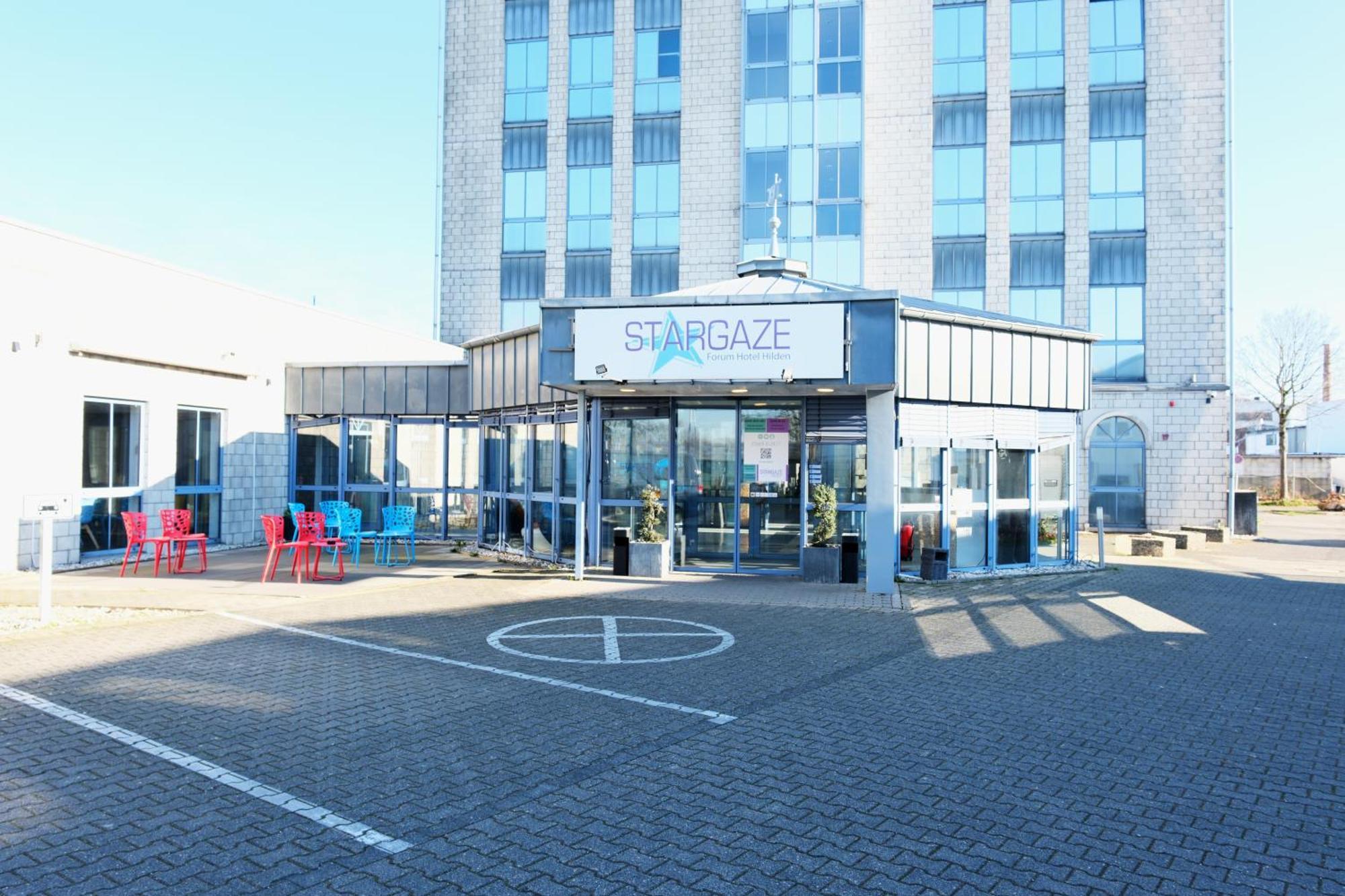 Stargaze Forum Hotel Duesseldorf-Хилден Екстериор снимка